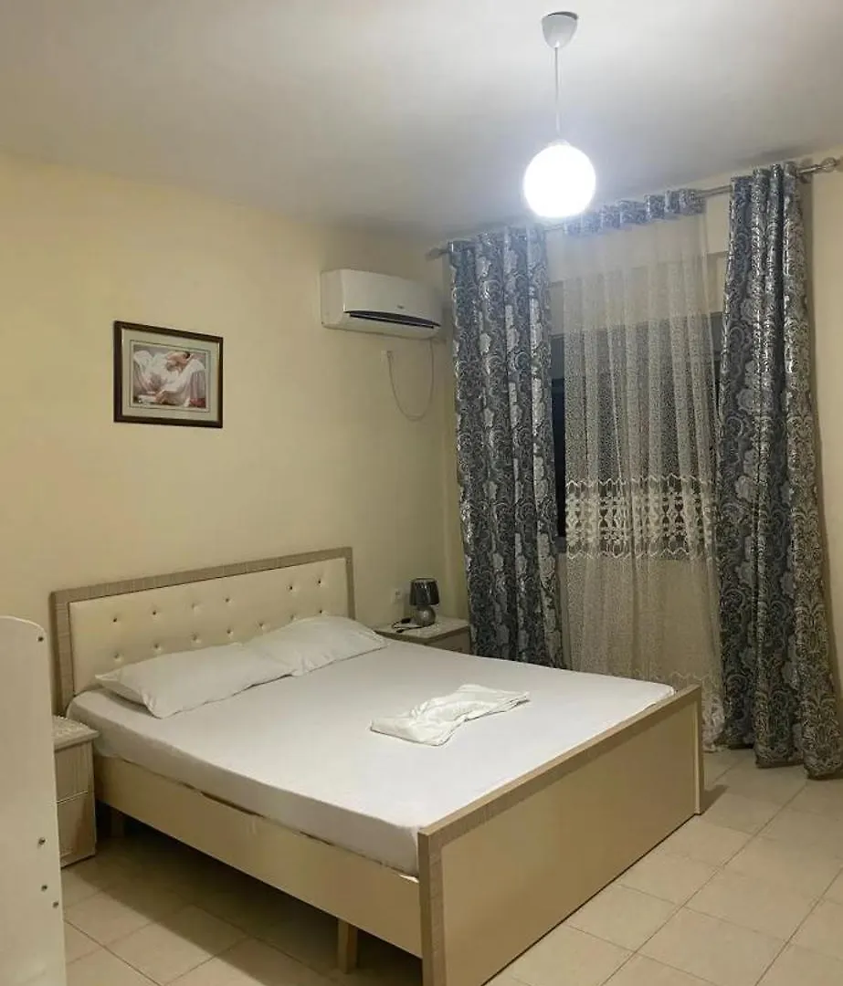 Rian Apartment Sarande 0*,
